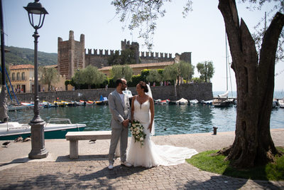 The bride and her brother before the wedding in Torri