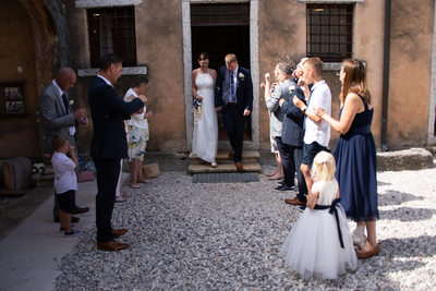 Happy Weddings in Torri del Benaco Castle