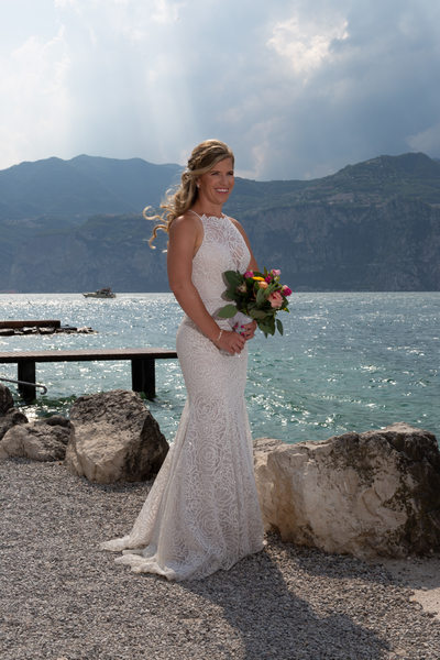 Magnificent weddings abroad.