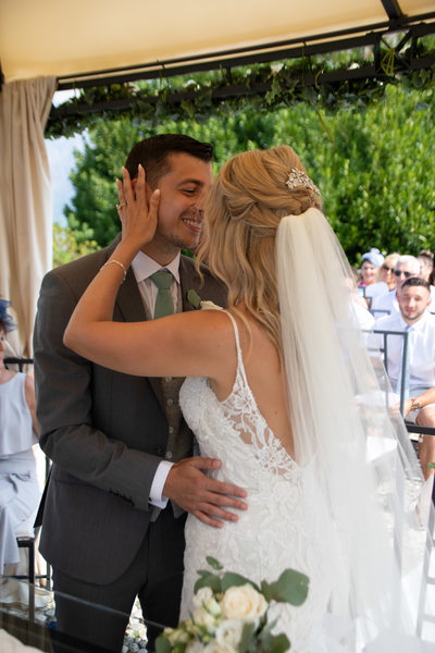 Lucy and Francesco, Italy wedding, First Kiss