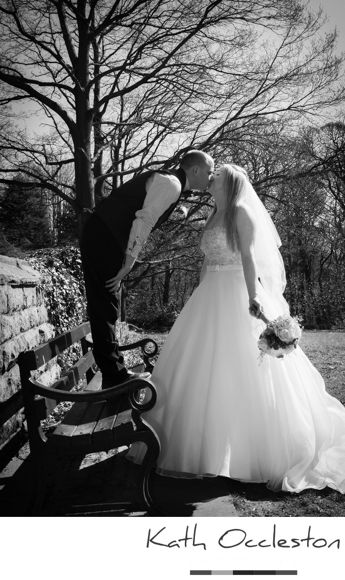 Romantic black & white wedding photography