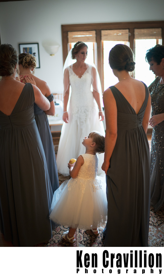 Oshkoah Paine Art Center Wedding Photos 044 Ken