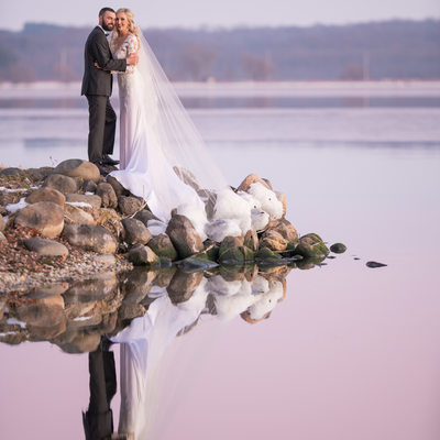 Oshkosh and Green Lake Winter Wedding Photos 101