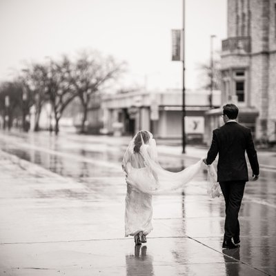 Rain for a Green Bay, Wisconsin wedding photo