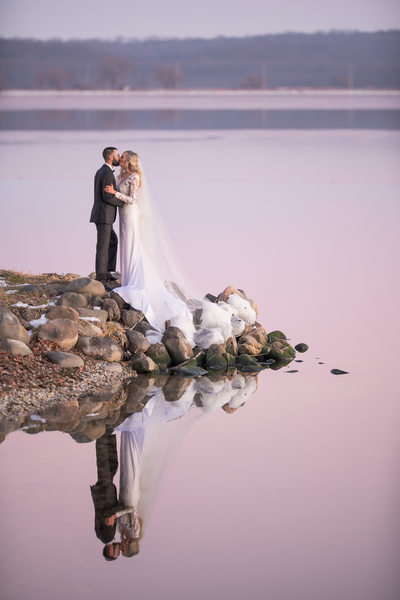 Oshkosh and Green Lake Winter Wedding Photos 099