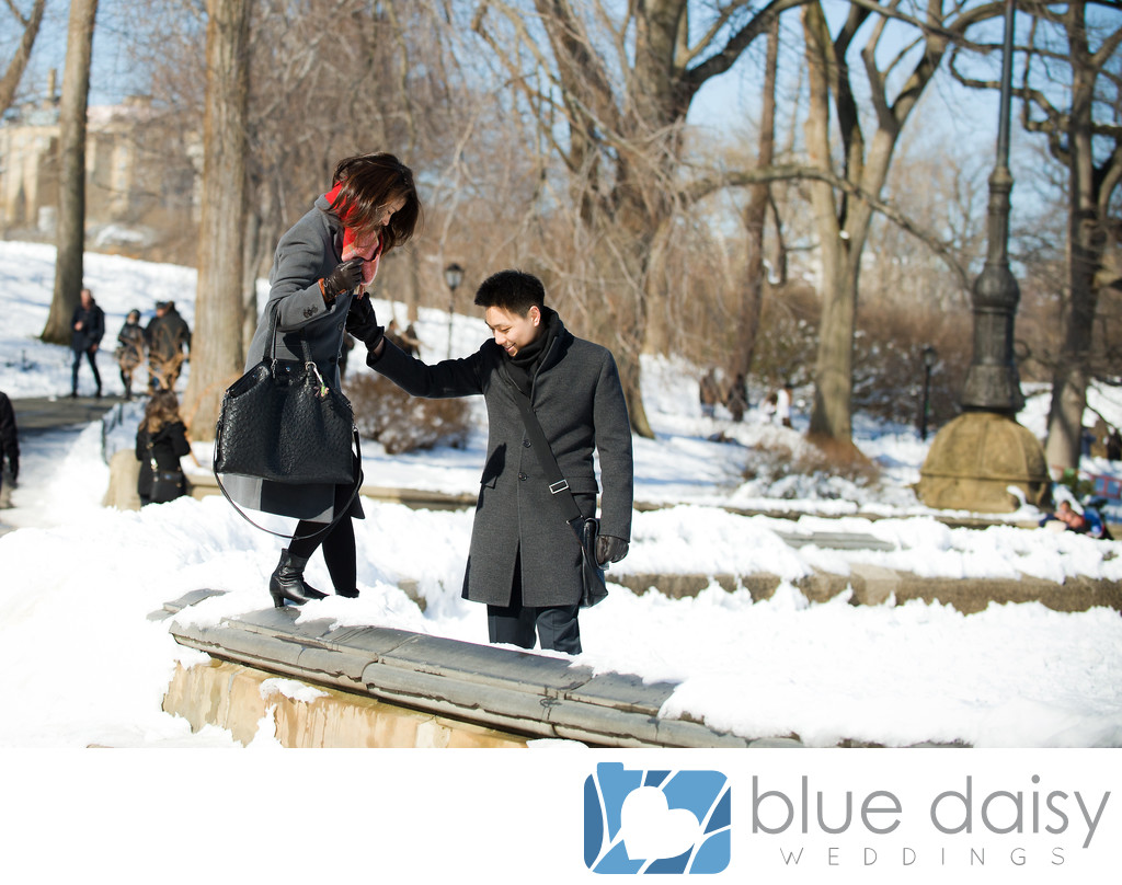 Winter surprise marriage proposal at Bethesda Fountain