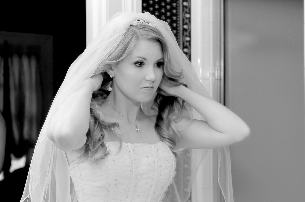 Wedding Photographer Buford Bride Get Ready Bona Allan