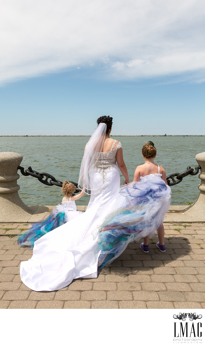Gorgeous Wedding Photos on the Cleveland's E9th Pier