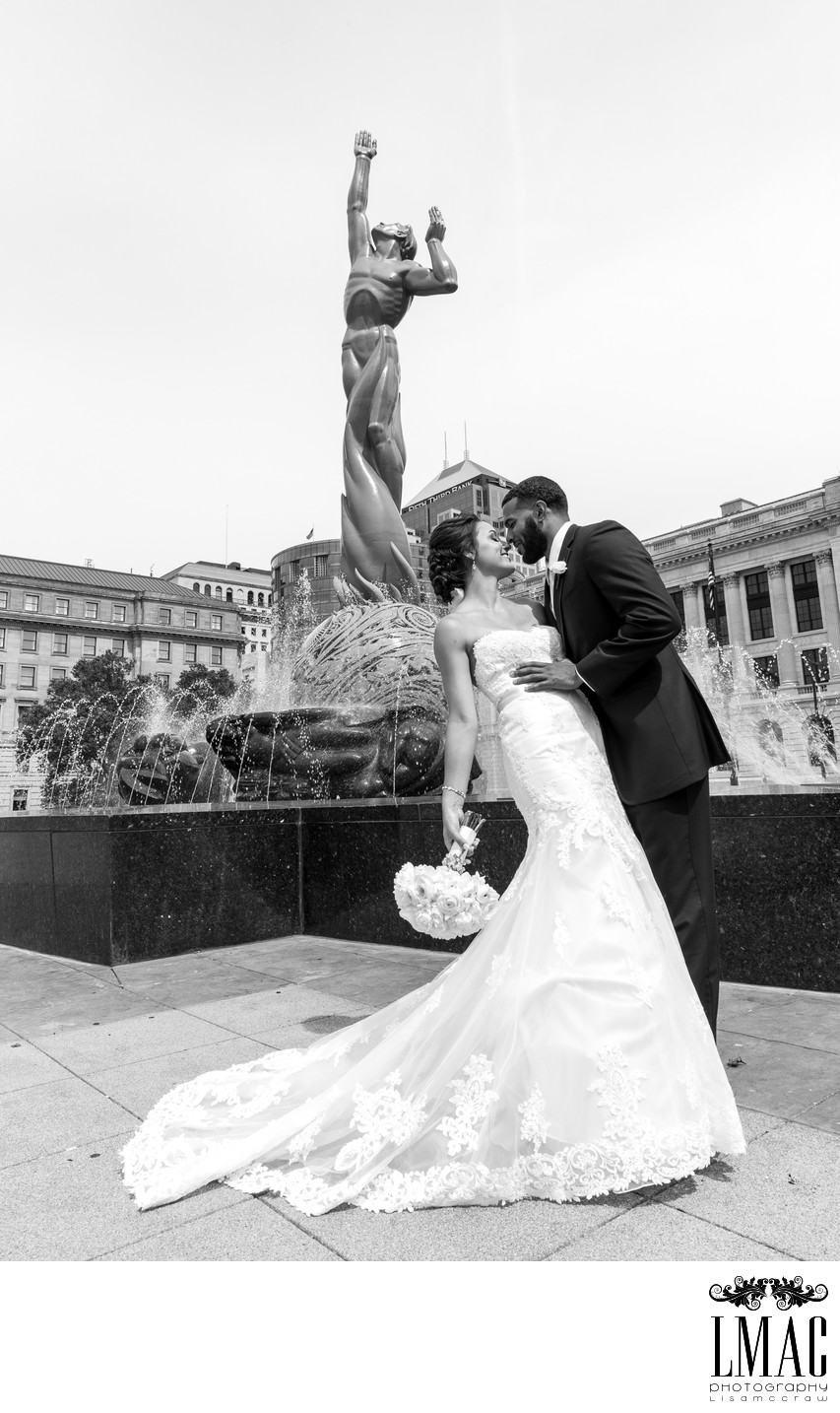 Amazing Wedding Photo in Downtown Cleveland