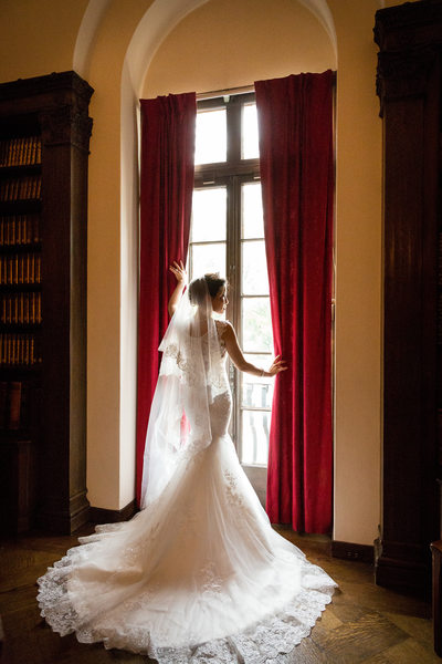 A Fabulous Wedding Shoot at the Cleveland Historical Society