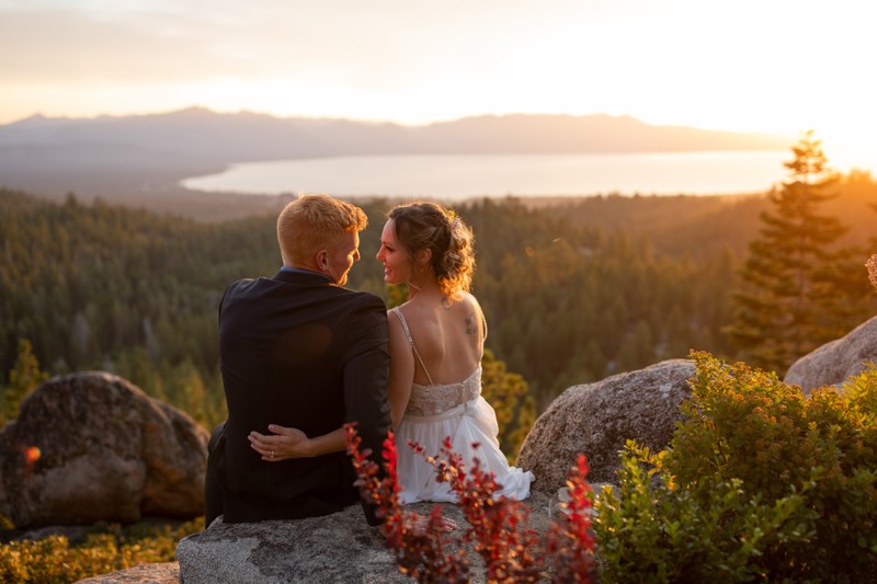 Tahoe Blue Estate Summer Wedding Photos 