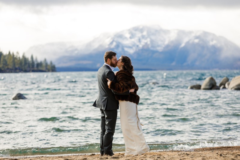 Lake Tahoe Winter Elopement 