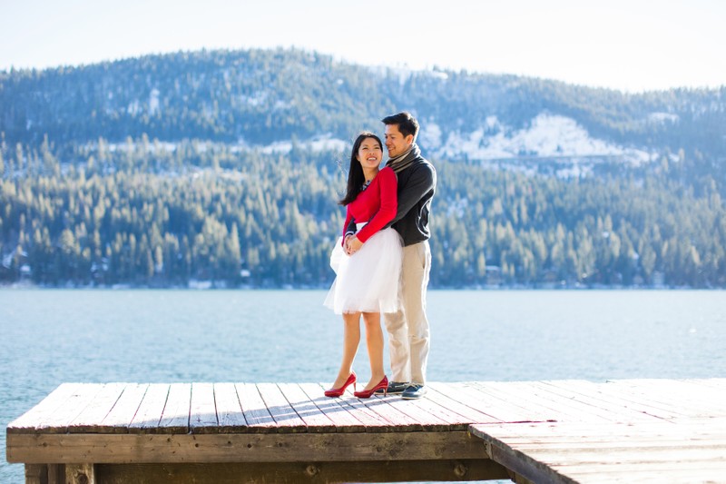 Donner Lake Winter Engagement Photos