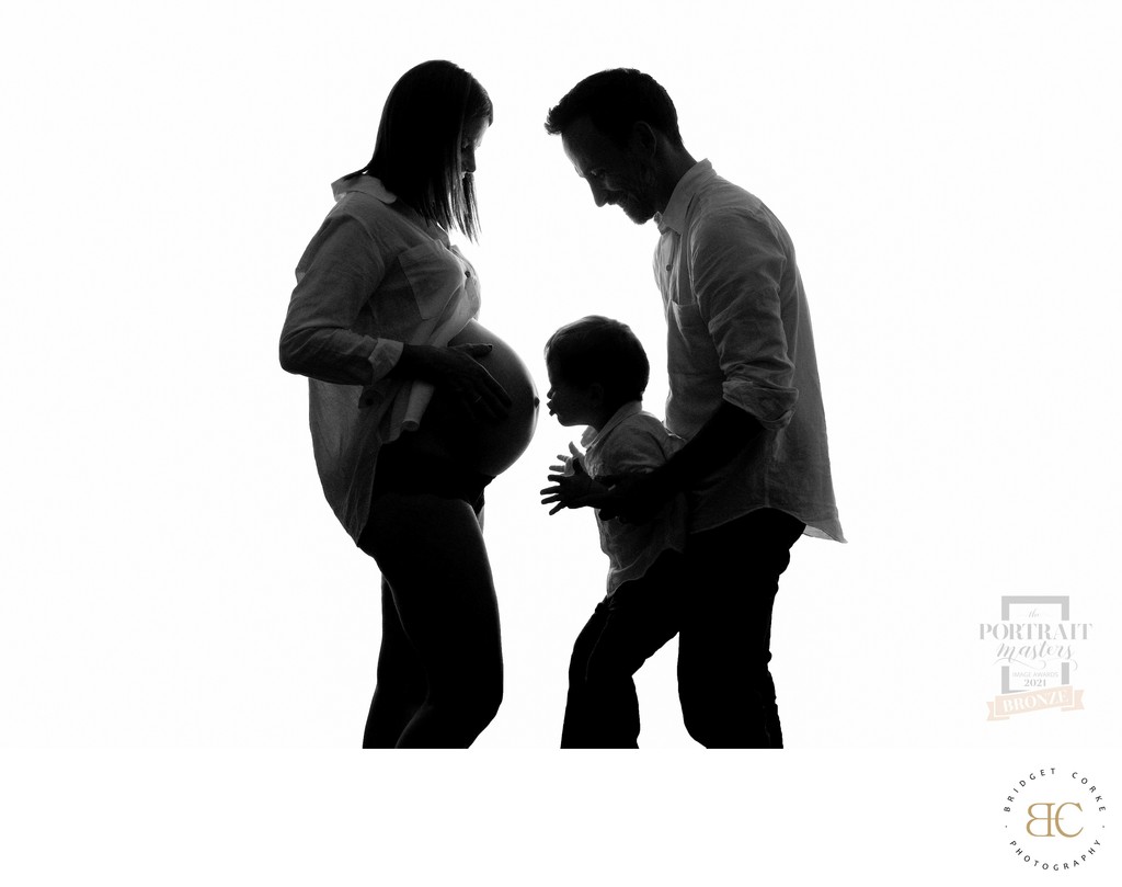 Creative Maternity Silhouette
