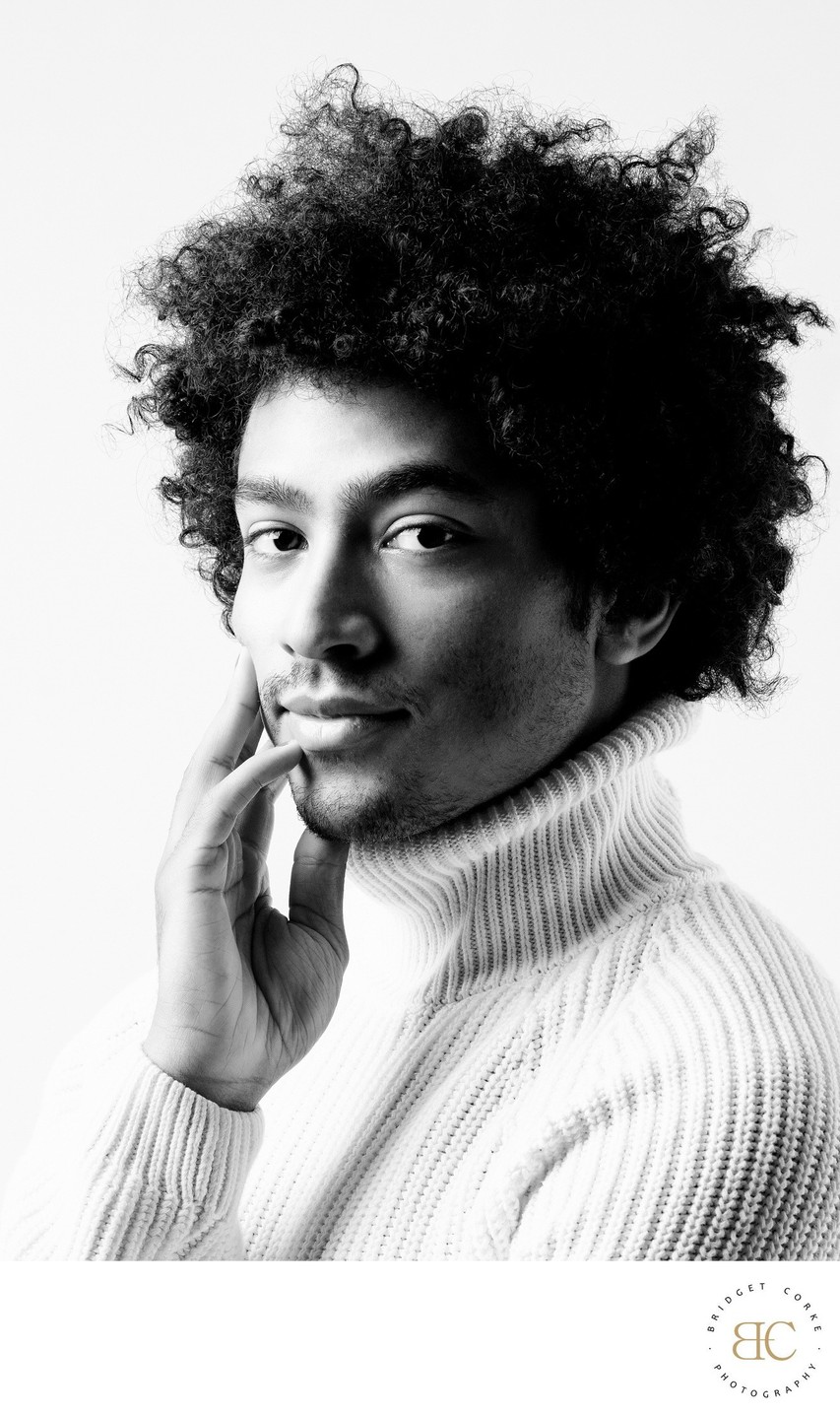 Elegant Contemporary Black-and-White