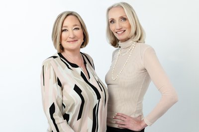 Professional Women’s Duo Portrait