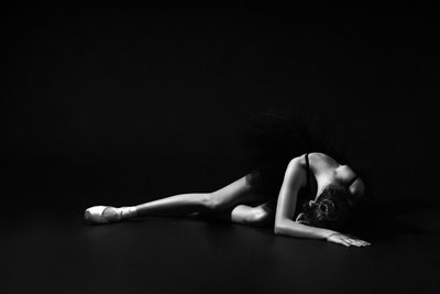 Award-Winning Ballet Elegance in Dramatic Low Light