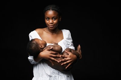 Award-Winning Portrait: Sisterly Devotion