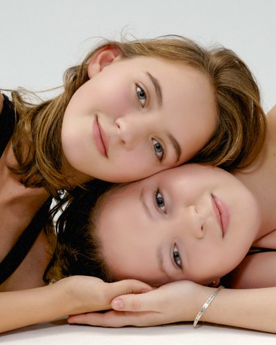 Sisters Modelling