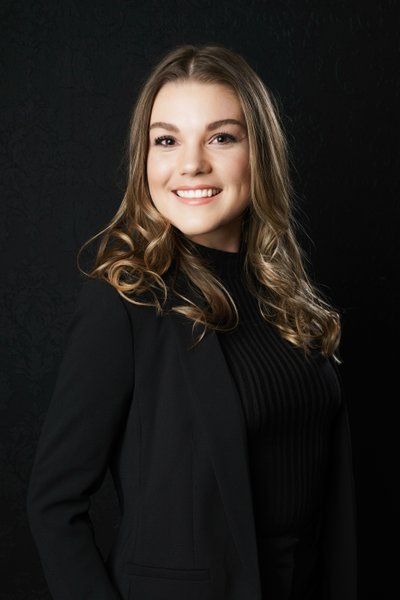 Bright and Professional Corporate Headshot