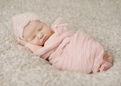 Newborn baby girl Cedar Rapids photographer