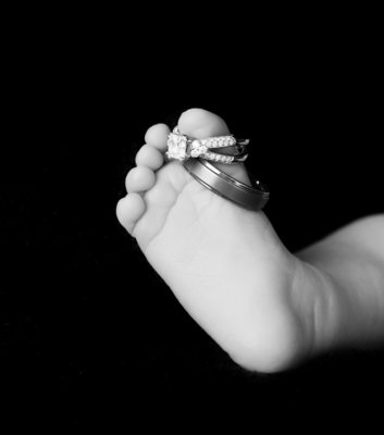 Photography Cedar Rapids Newborn Toes and Wedding Ring