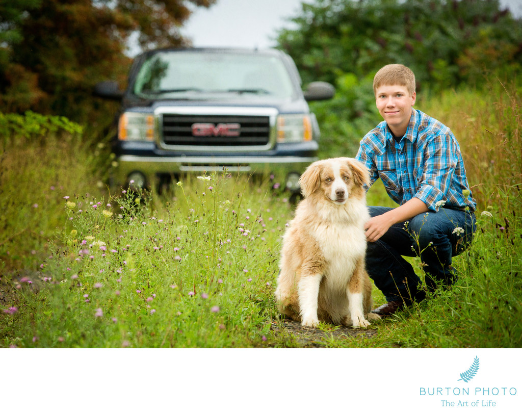 Boone Senior Portrait with Dog