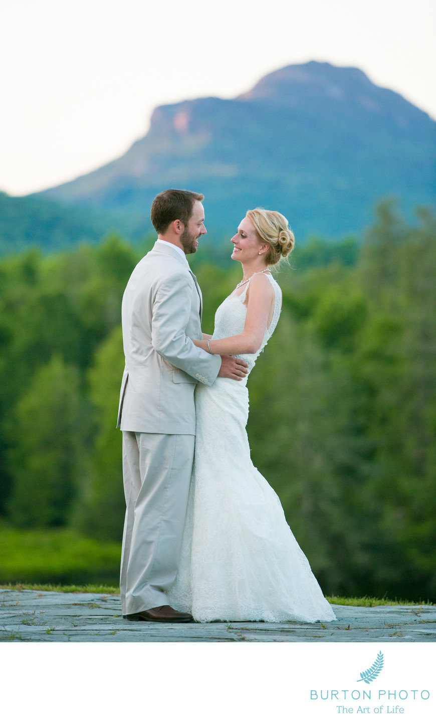 Wedding Pictures in Linville at Eseeola Camp