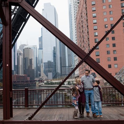 Urban Family Photos in Chicago Kinzie Street Bridge