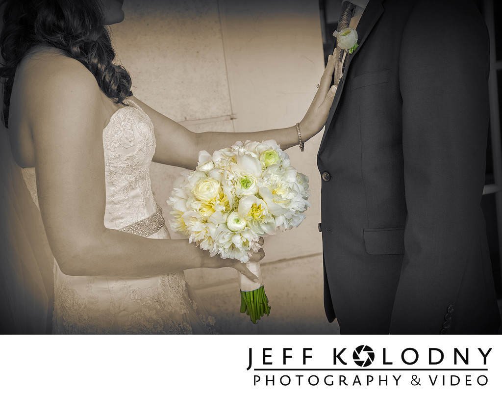 Creative bridal bouquet photo.