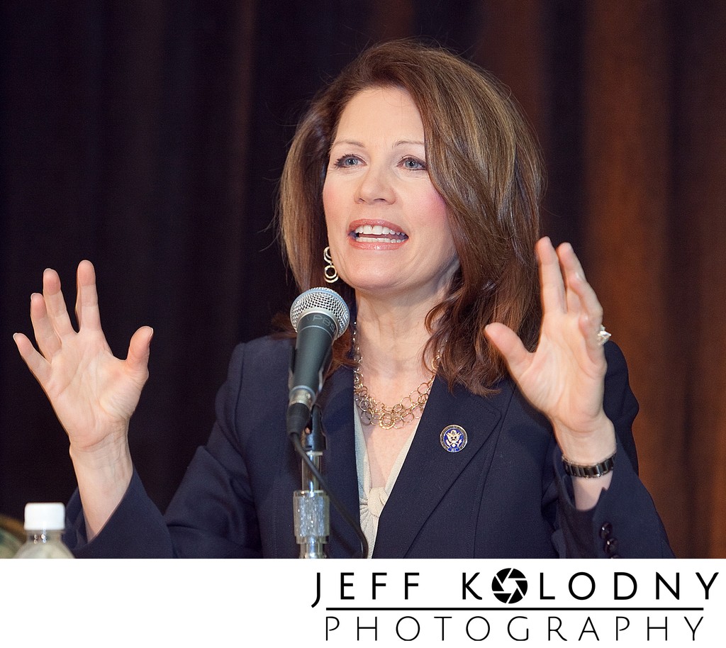 Hand gestures by a keynote speaker in Fort Lauderdale