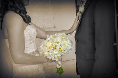 Creative bridal bouquet photo.
