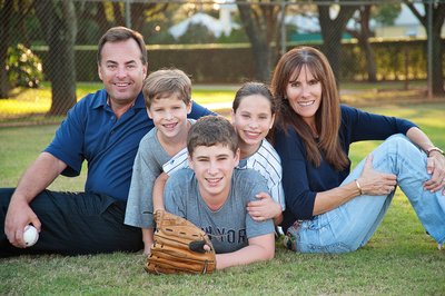Family Portrait at a pre bar mitzvah photo session