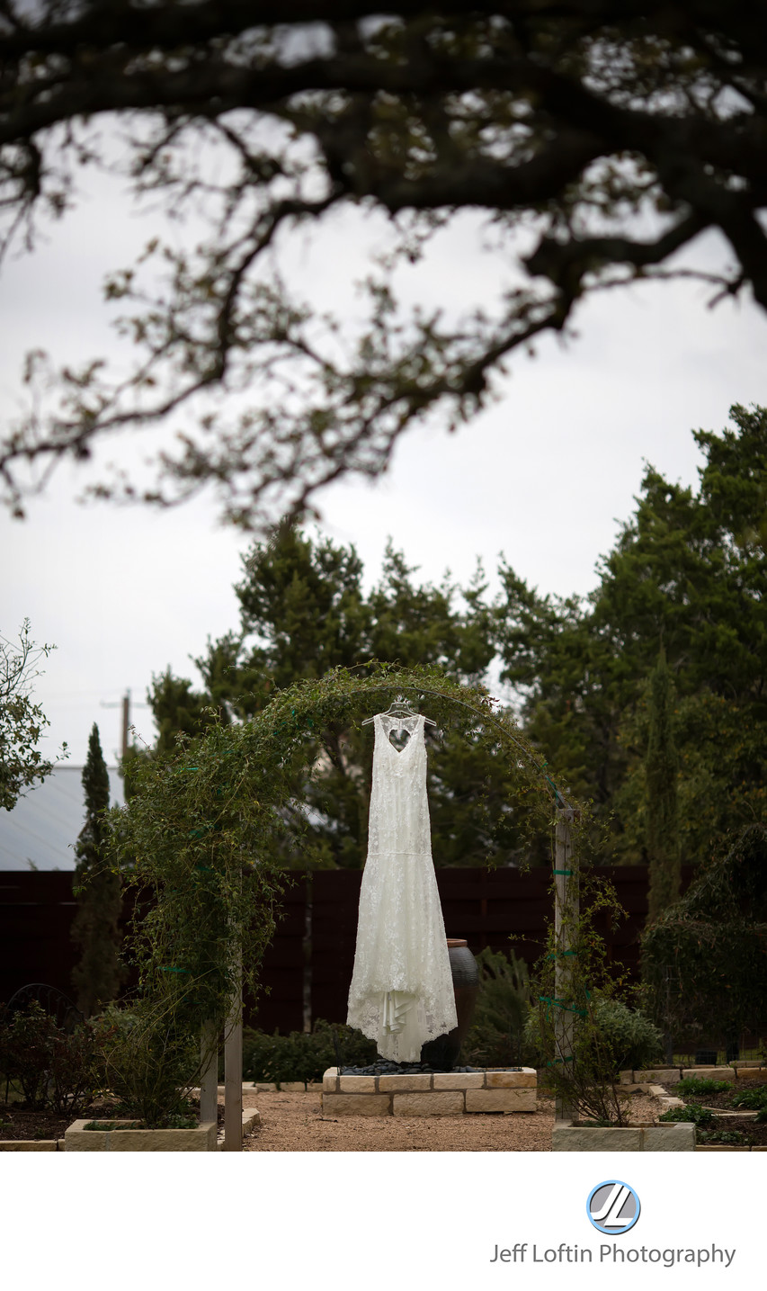 wedding dress photo dripping springs