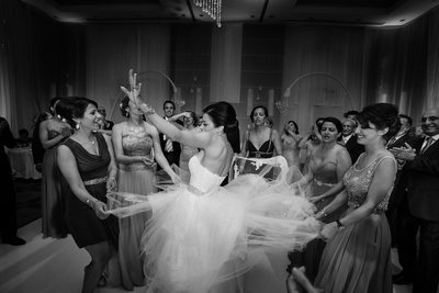 Le Blanc Persian Wedding Dance Photo