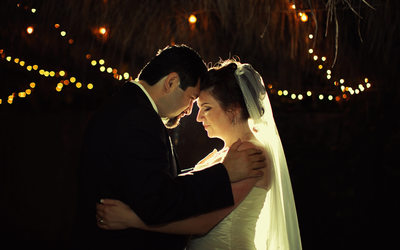 Romantic image of a Wedding couple