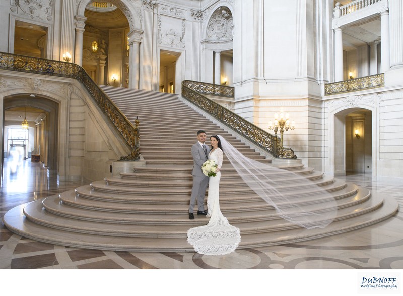 Flowing Bridal Veil at San Francisco city hall on the Staircase