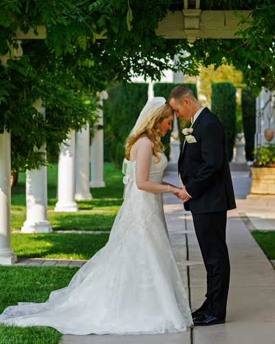 romantic garden Wedding Photography in Benicia