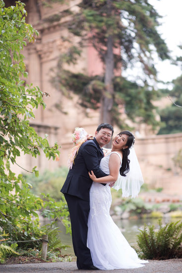 Fun Wedding Photography at the Palace of Fine Arts in SF