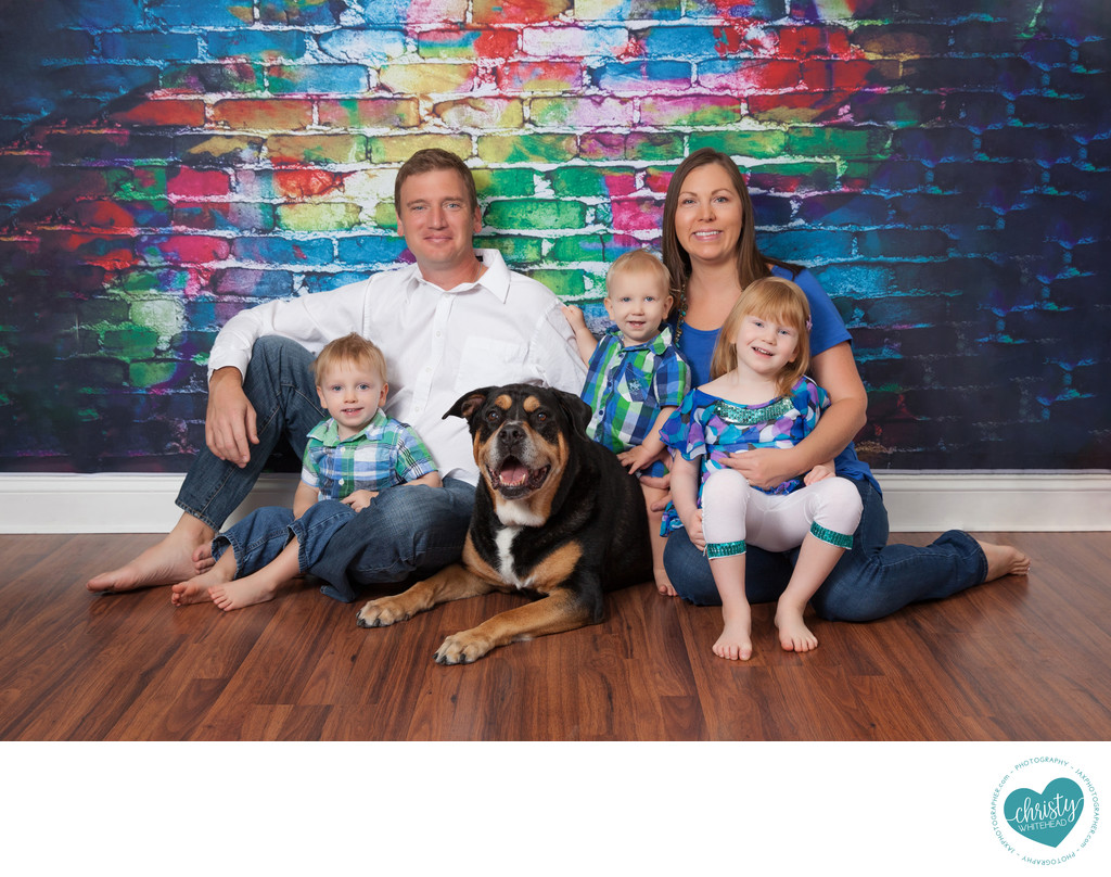 Family Photo Shoot With Their Dog Jacksonville Florida - Jacksonville