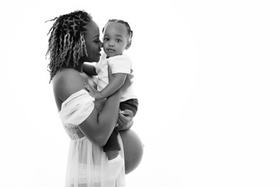 Black female B&W pregnancy portrait Jax