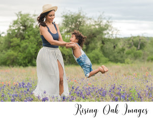 Austin Family Photographer Lifestyle Family Portraits