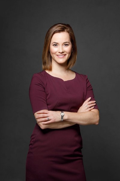 Female Attorney Portrait: Professional and Elegant