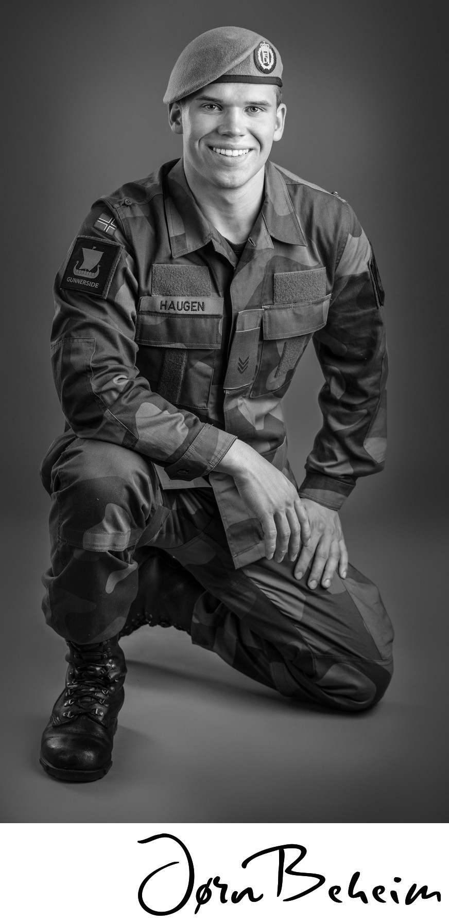 Militærbilder i fotostudio, studiofotograf Jørn Beheim