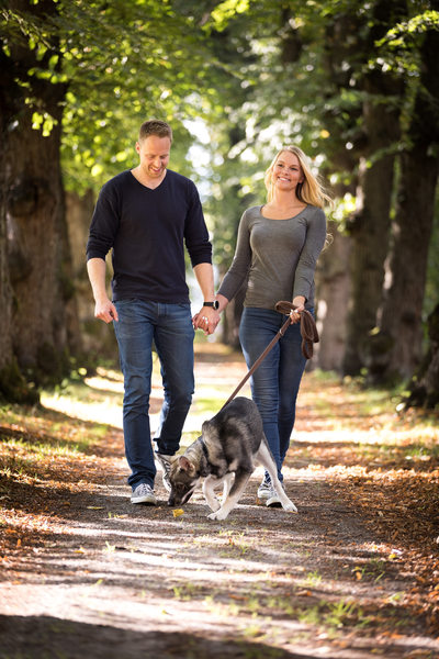 Forlovelse fotografering med hund i Drammen