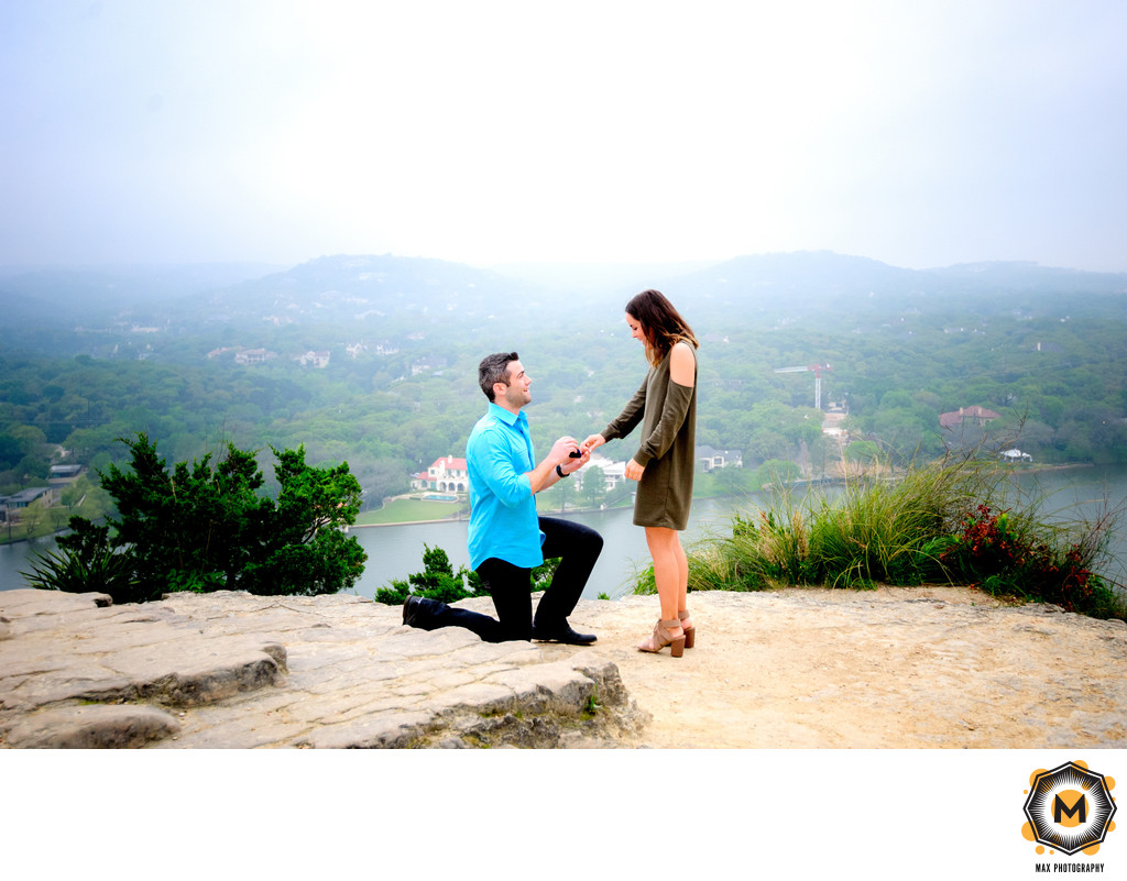 Mount Bonnell Wedding Proposal Photographer