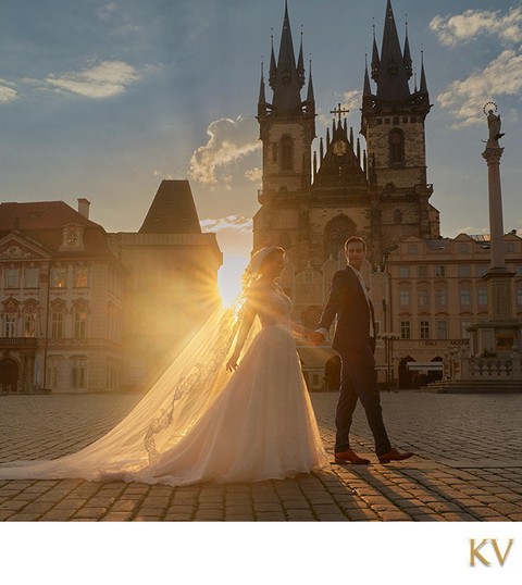 Prague bride & groom sunrise Old Town Square