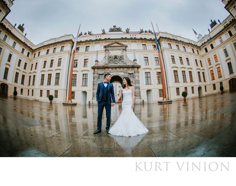 fish eye lens sexy Shanghai couple Prague Castle