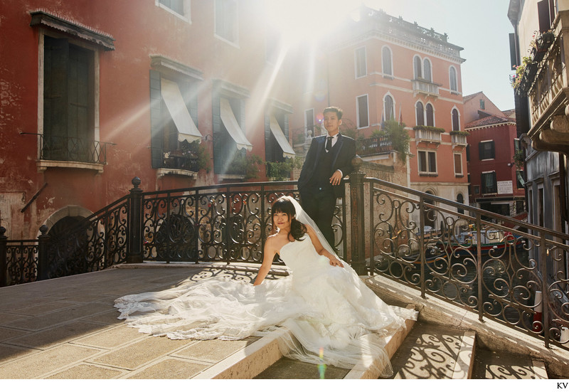 kissed by the sun - Venice / Venezia pre-wedding photo