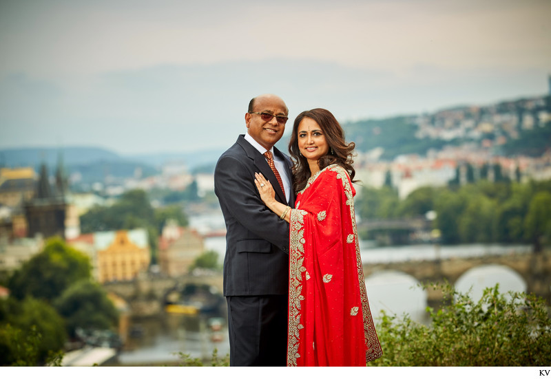 photo of couple celebrating 25 years of marriage 